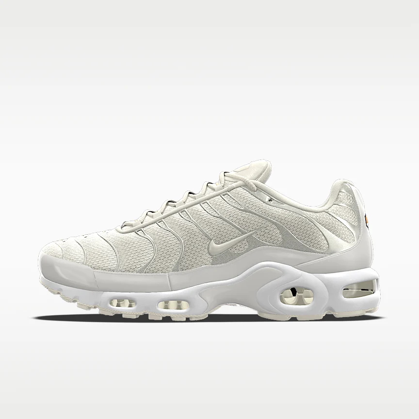 NIKE エア マックス プラス By You — ウィメンズシューズ
