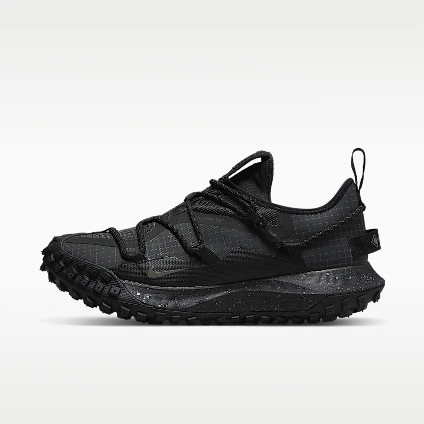 NIKE ACG マウンテン フライ LOW GORE-TEX SE — メンズシューズ