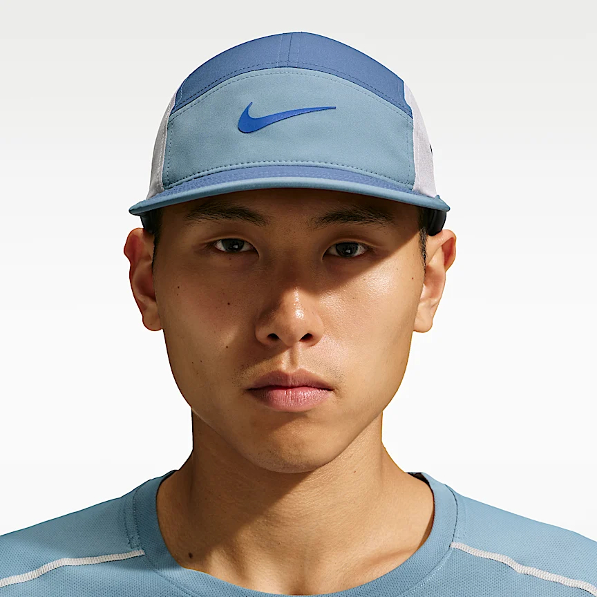NIKE フライ — Dri-FIT アンストラクチャード スウッシュ キャップ