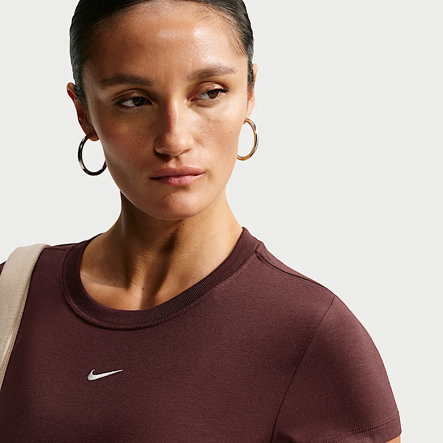 NIKE スポーツウェア チル ニット — ウィメンズ Tシャツ - Image 3