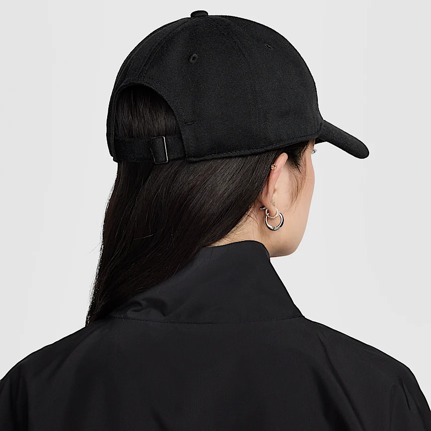 NIKE Club — Unstructured Cap - Image 2