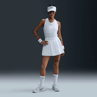 NIKE コート アドバンテージ — ウィメンズ Dri-FIT プリーツ テニススカート