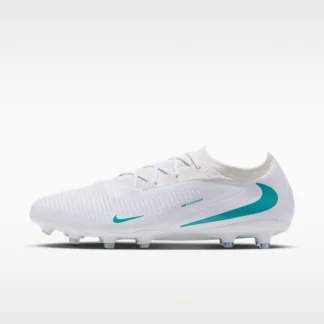 NIKE Phantom 6 Low Pro — Artificial-Grass Soccer Cleats