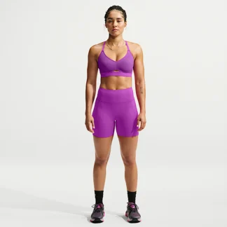 NIKE ユニバーサ — ウィメンズ ハイウエスト 13cm バイカーショートパンツ フロントシームなし