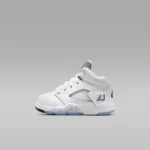 NIKE ジョーダン 5 レトロ OG "White Metallic" — ベビーシューズ