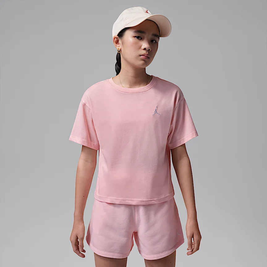 NIKE ジョーダン ブルックリン エッセンシャル — ジュニア (ガールズ) エンブロイダード Tシャツ