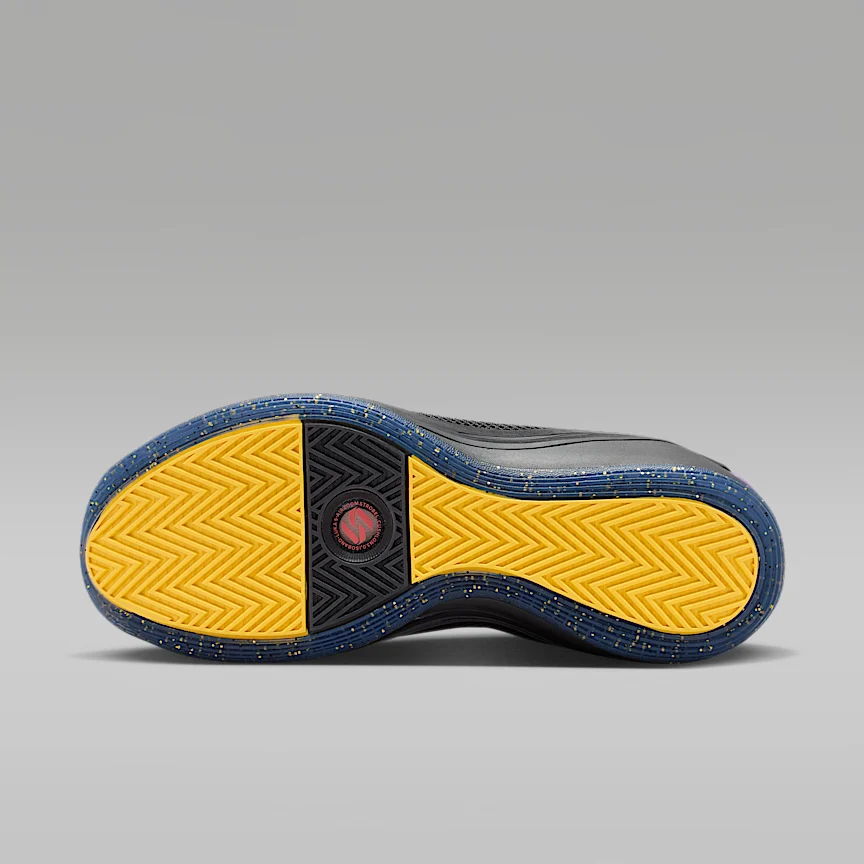 NIKE ルカ5 — バスケットボールシューズ - Image 2