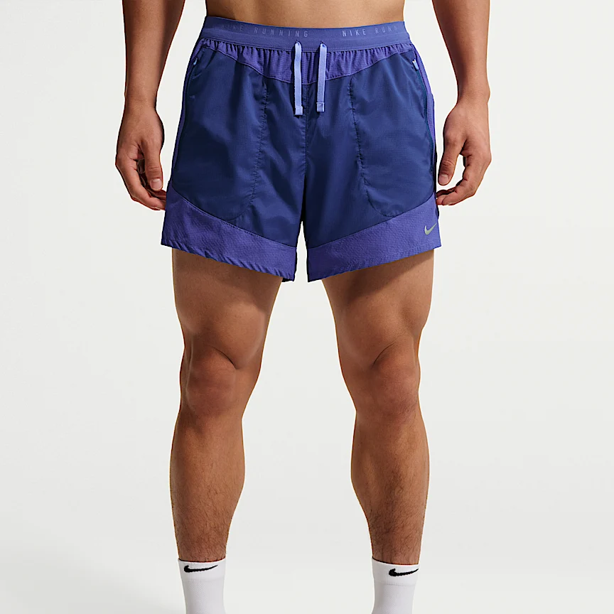 NIKE ストライド — メンズ Dri-FIT 13cm ランニングショートパンツ (インナー付き) - Image 2