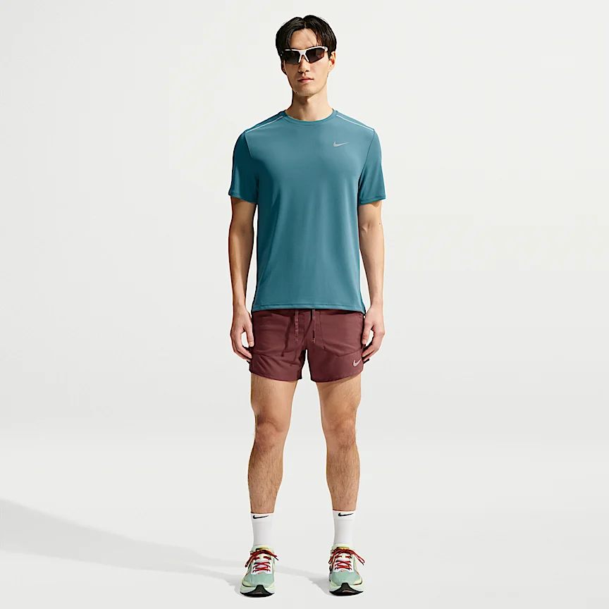NIKE マイラー — メンズ Dri-FIT UV プロテクション ショートスリーブ ランニングトップ - Image 4