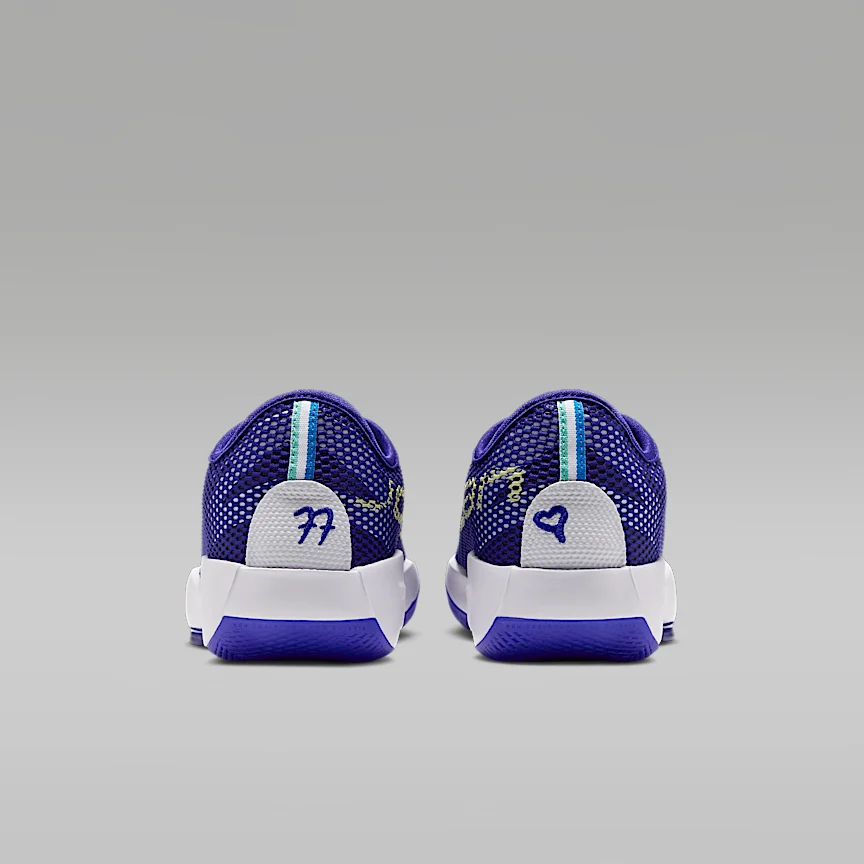 NIKE Luka 77 — Big Kids' Basketball Shoes - Image 6