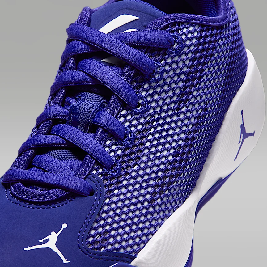 NIKE Luka 77 — Big Kids' Basketball Shoes - Image 7