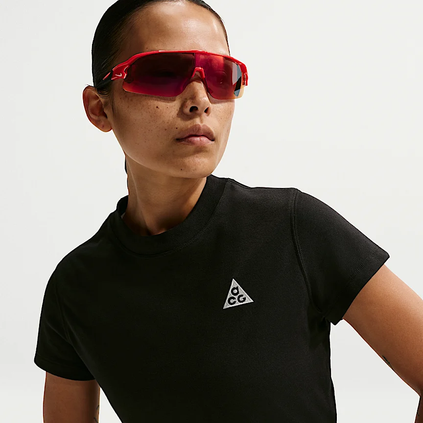 NIKE ACG — ウィメンズ Dri-FIT ショートスリーブ トップ - Image 3