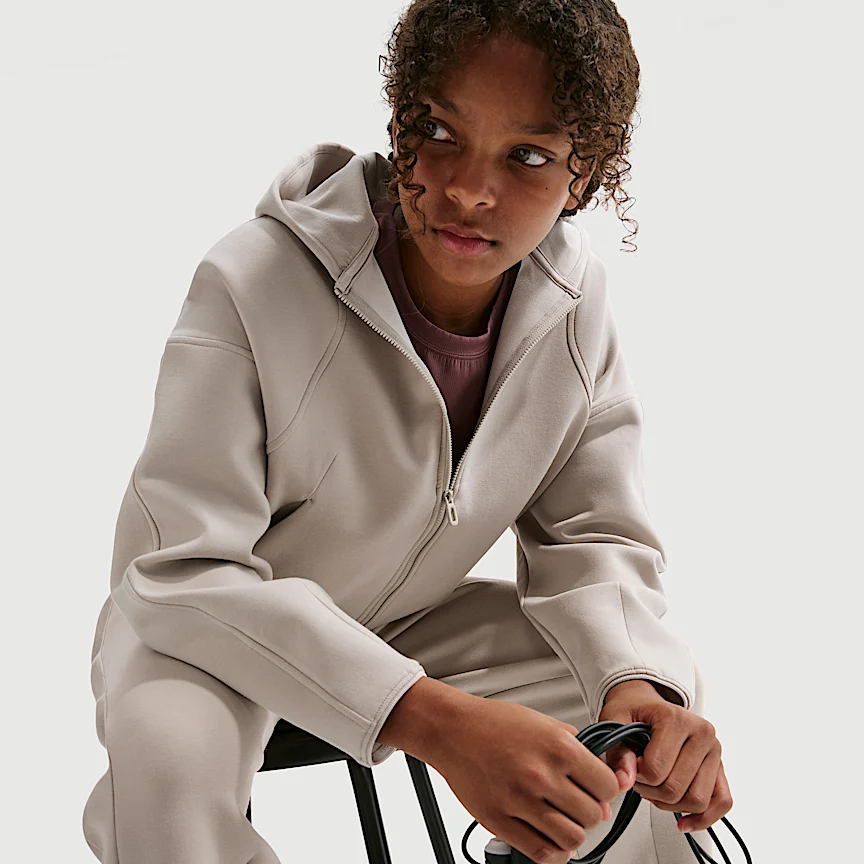 NIKE MAVN — Girls' Therma-FIT Knit Full-Zip Hoodie - Image 3