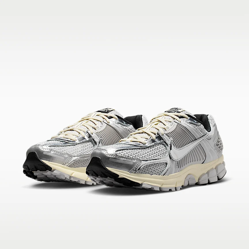NIKE Zoom Vomero 5 — Men's Shoes - Image 5