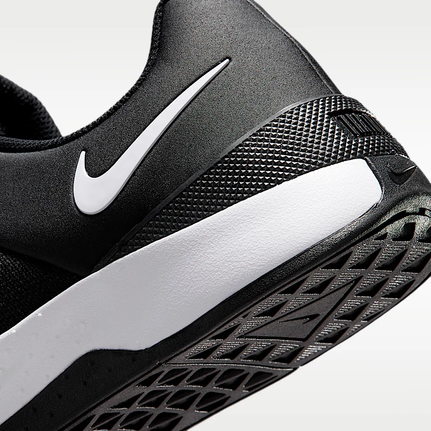 NIKE MC Trainer 4 — Men's Training Shoes - Image 8