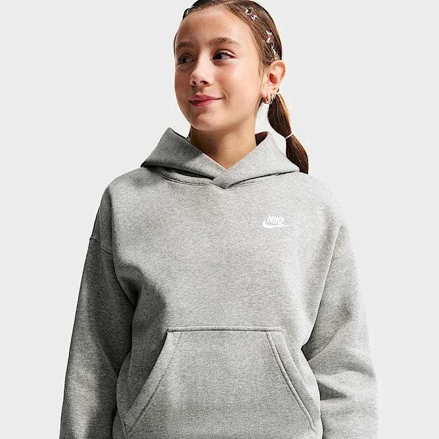 NIKE Sportswear Club Fleece — Big Kids' Oversized Hoodie - Image 2