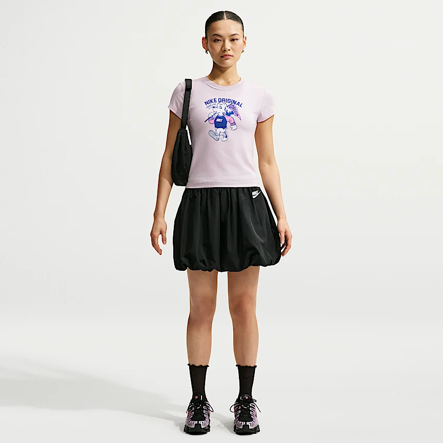 NIKE スポーツウェア チル ニット — ウィメンズ スリム モッドクロップド Tシャツ - Image 4
