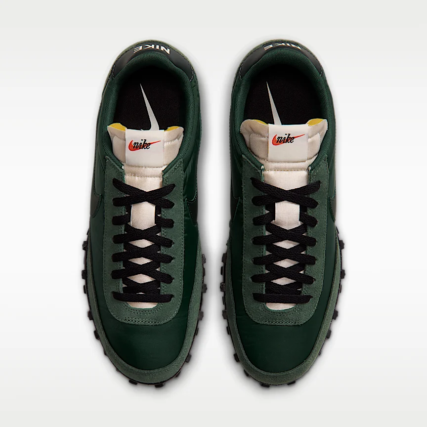 NIKE ワッフル レーサー — メンズシューズ - Image 4