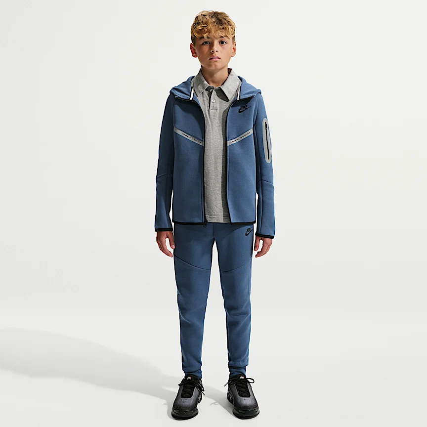 NIKE スポーツウェア テック フリース — ジュニア フルジップ パーカー リフレクティブ (再帰反射) デザインのアクセント付き - Image 4