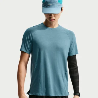NIKE ラボ | ランニング — メンズ ウールブレンド ショートスリーブ トップス
