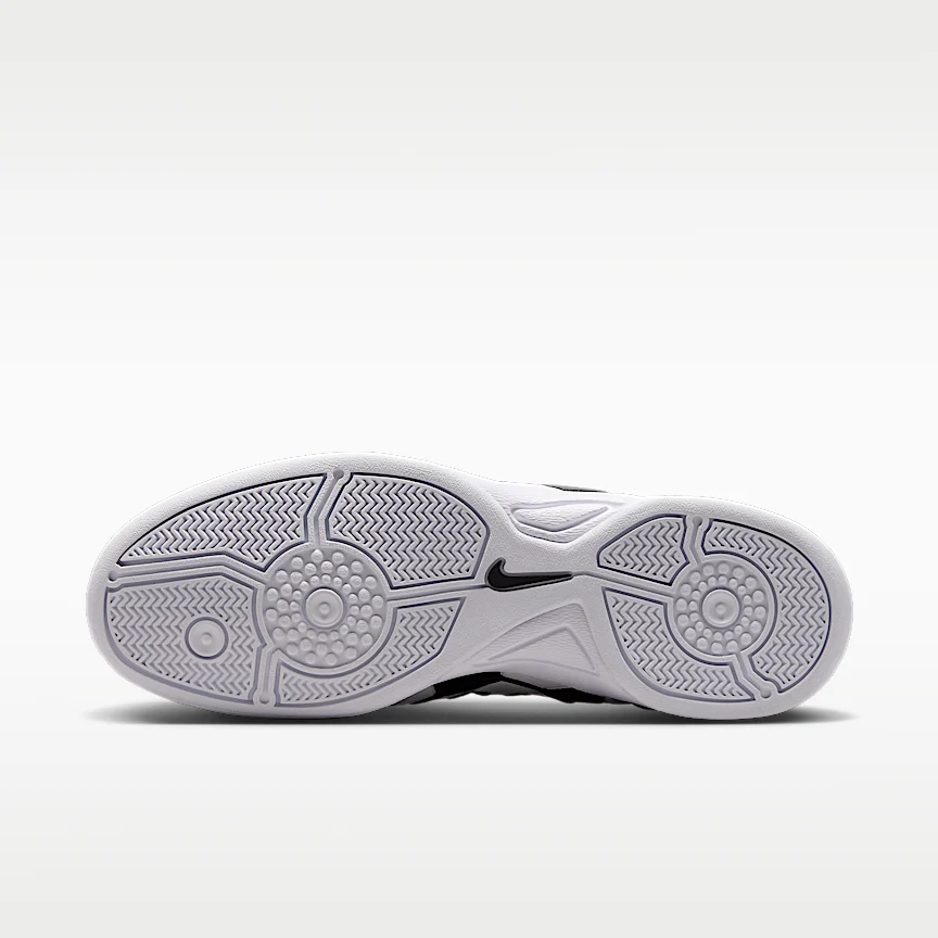 NIKE Total 90 — Women's Shoes - Image 2
