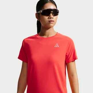 NIKE ACG — ウィメンズ Dri-FIT ショートスリーブ トレイルランニング トップス