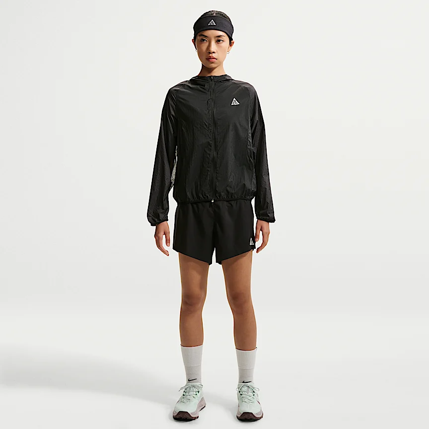 NIKE ACG エアリーズ — ウィメンズ UVプロテクション トレイルランニング ジャケット - Image 4