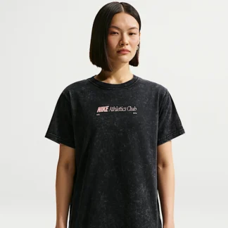 NIKE スポーツウェア クラシック — ウィメンズ オーバーサイズド Tシャツ