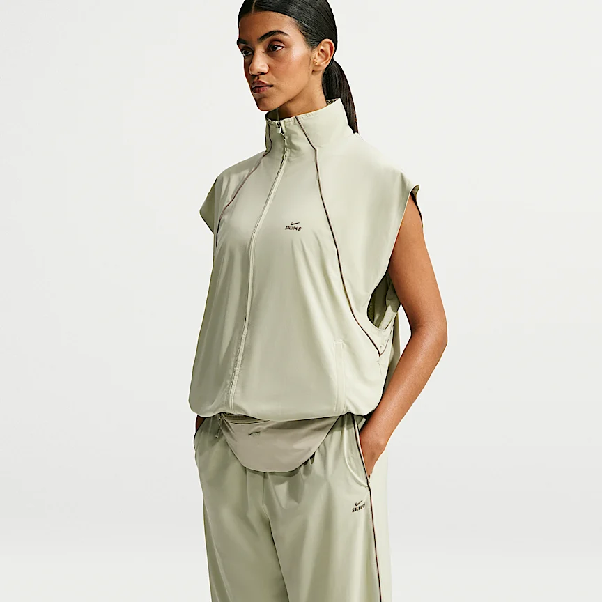 NIKE NikeSKIMS Stretch Nylon — ウィメンズ オーバーサイズド ベスト - Image 3