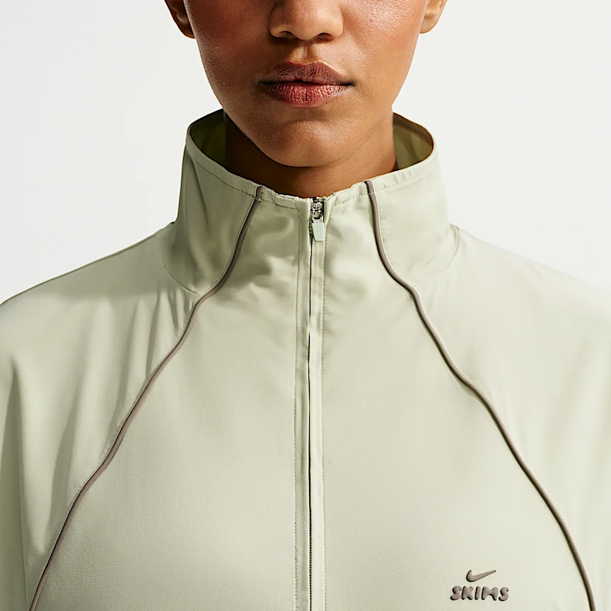 NIKE NikeSKIMS Stretch Nylon — ウィメンズ オーバーサイズド ベスト - Image 6