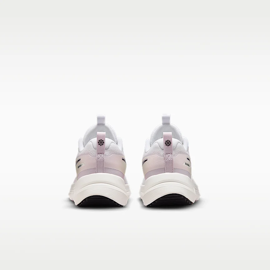 NIKE Cosmic Runner SE 2 — Big Kids' Running Shoes - Image 6