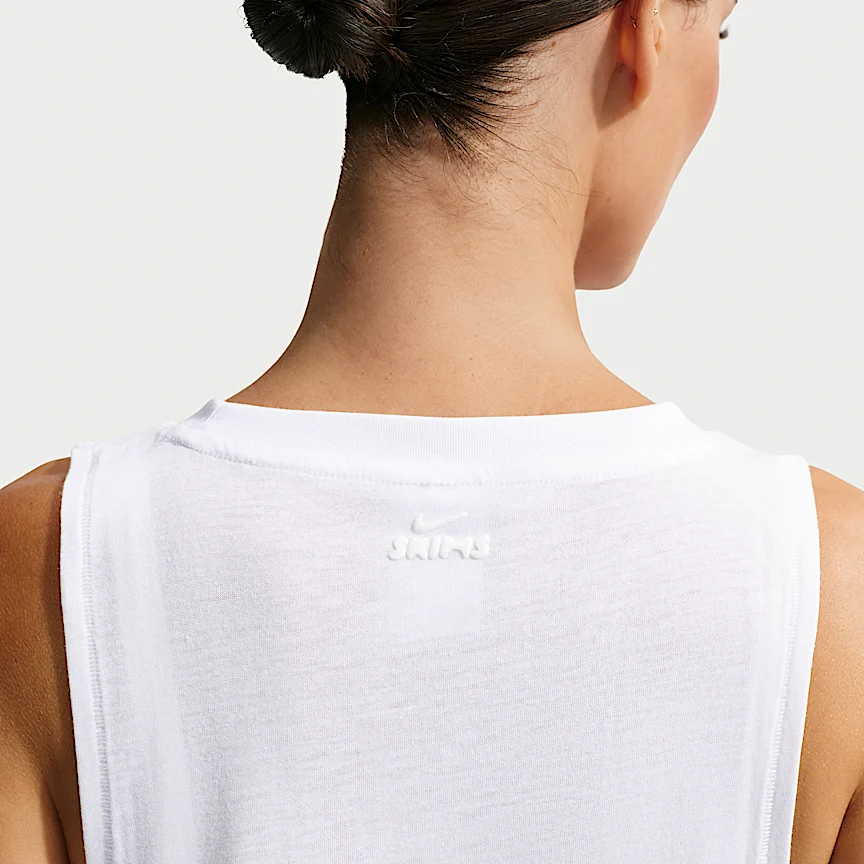 NIKE NikeSKIMS パフォーマンス コットンブレンド — ウィメンズ クロップド タンクトップ - Image 6