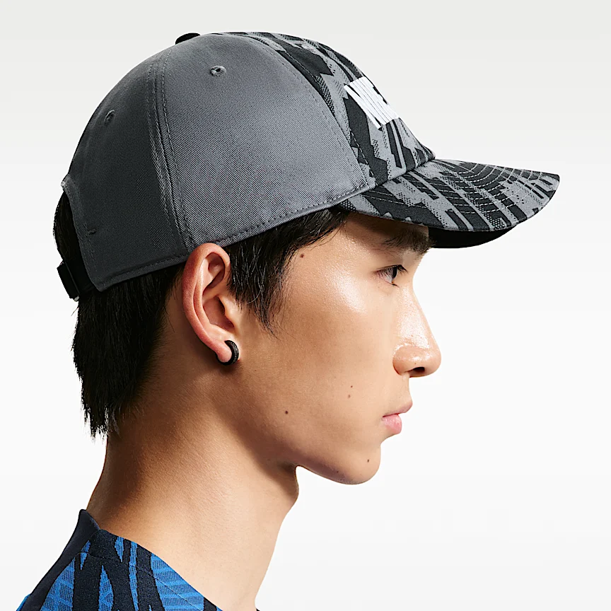 NIKE Club Premier — Unstructured Soccer Cap - Image 2