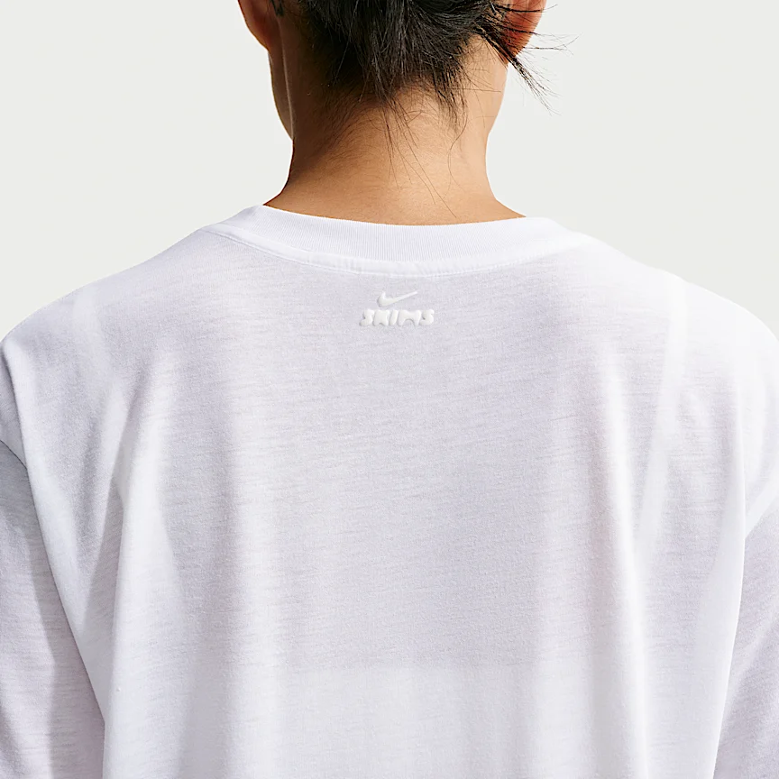 NIKE NikeSKIMS パフォーマンス コットンブレンド — ウィメンズ オーバーサイズ ショートスリーブ トップ - Image 6