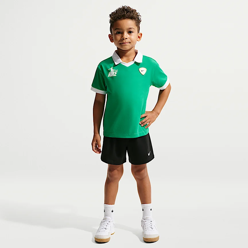 NIKE スポーツウェア ゴールモード — ベビー ツーピース フレンチ テリー ショートパンツ セットアップ