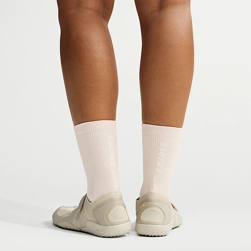 NIKE NikeSKIMS リフト — スプリットトゥ クルー ソックス (1足) - Image 4
