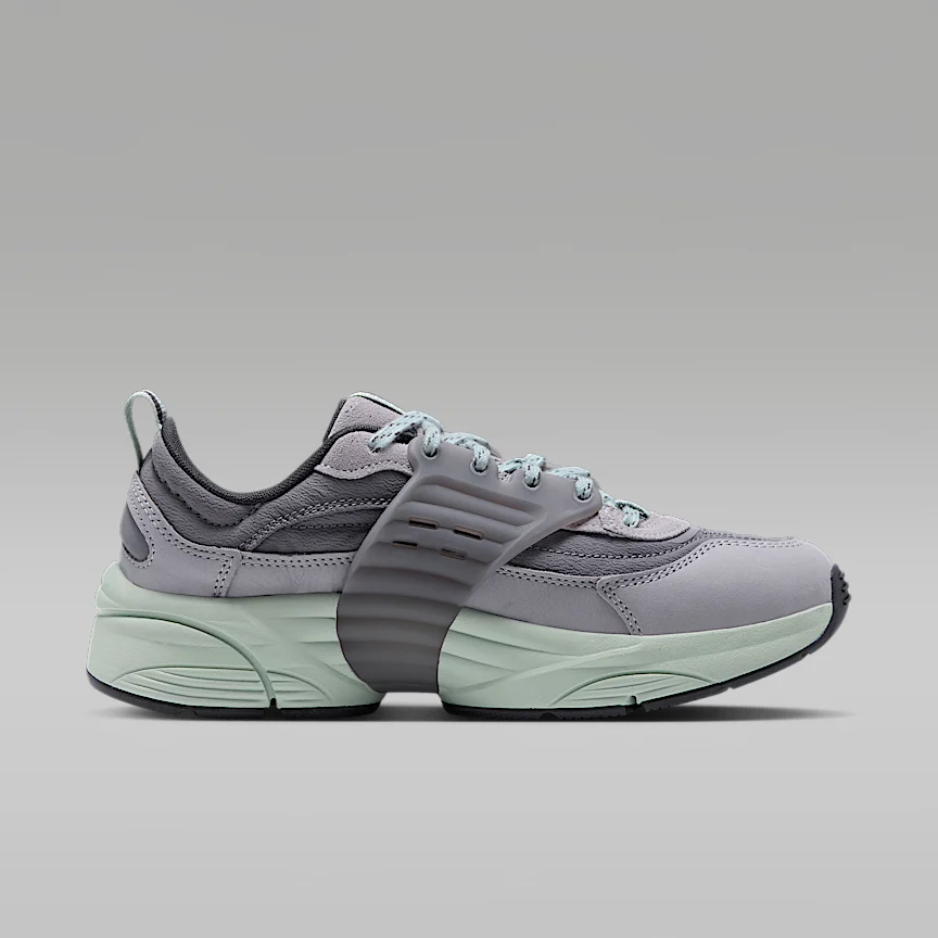 NIKE Jordan Trunner O/S SE — Women's Shoes - Image 3