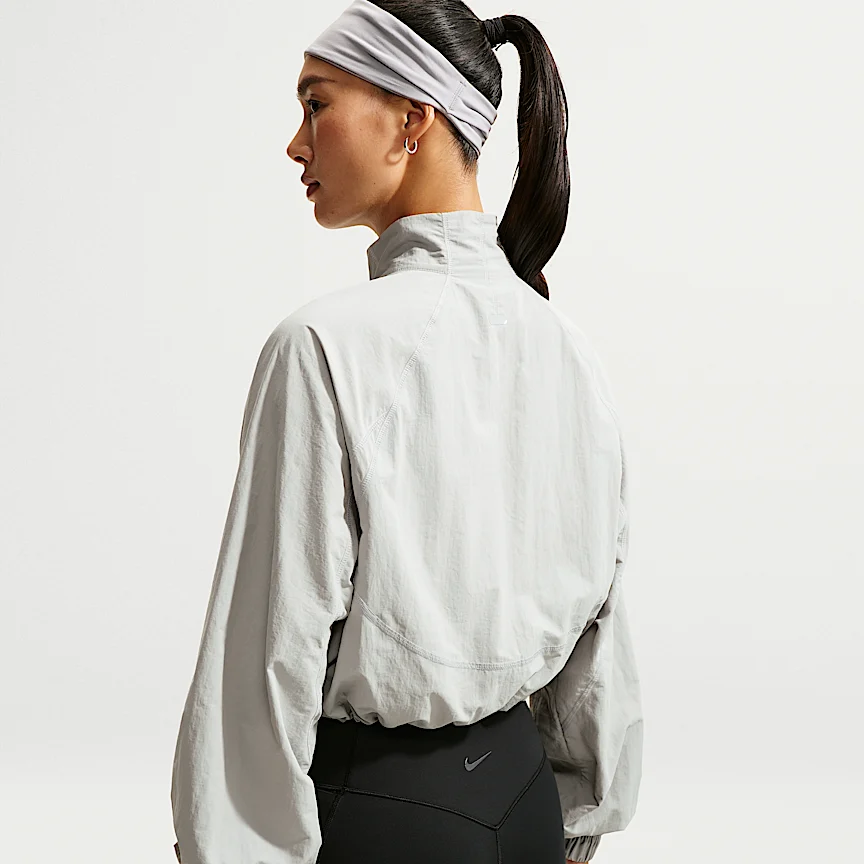 NIKE N.A.C. — ウィメンズ オーバーサイズド ウーブン フルジップ ジャケット - Image 2