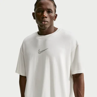 NIKE  x ワンピース — メンズ Tシャツ