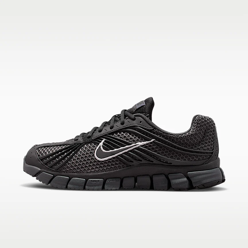 NIKE ズーム スカイロン 11 — メンズシューズ リフレクティブ (再帰反射) デザインのアクセント付き