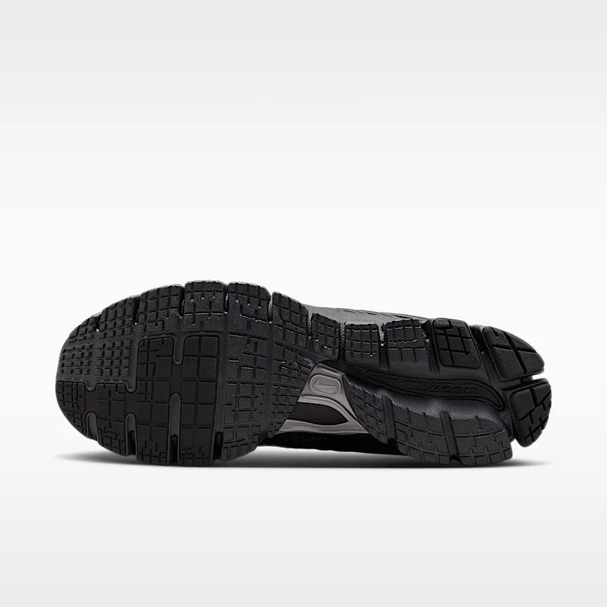 NIKE ズーム スカイロン 11 — メンズシューズ リフレクティブ (再帰反射) デザインのアクセント付き - Image 2