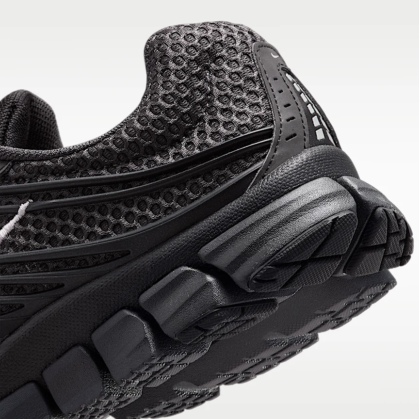 NIKE ズーム スカイロン 11 — メンズシューズ リフレクティブ (再帰反射) デザインのアクセント付き - Image 8