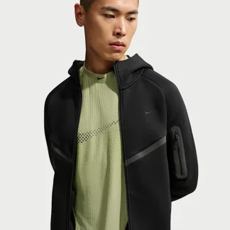NIKE テック — メンズ フリース フルジップ ウィンドランナー ジャケット リフレクティブ (再帰反射) デザインのアクセント付き