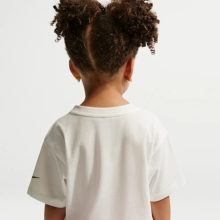 NIKE Nike — ベビー ジュクスタガール ボクシー Tシャツ - Image 2