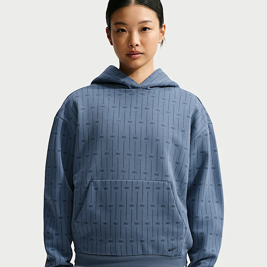 NIKE ケイトリン クラーク スタンダード イシュー — ウィメンズ ブラッシュド トレーナー バスケットボールパーカー