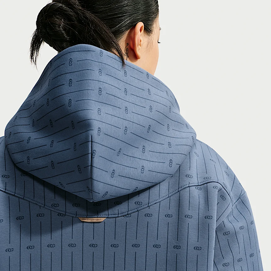 NIKE ケイトリン クラーク スタンダード イシュー — ウィメンズ ブラッシュド トレーナー バスケットボールパーカー - Image 2