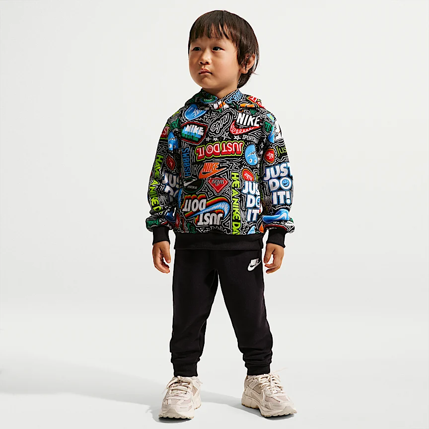 NIKE — ベビー フリース プリント パーカー & ジョガーパンツ セットアップ