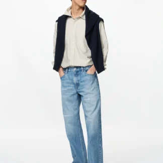 UNIQLO ストレートジーンズ/ダメージ